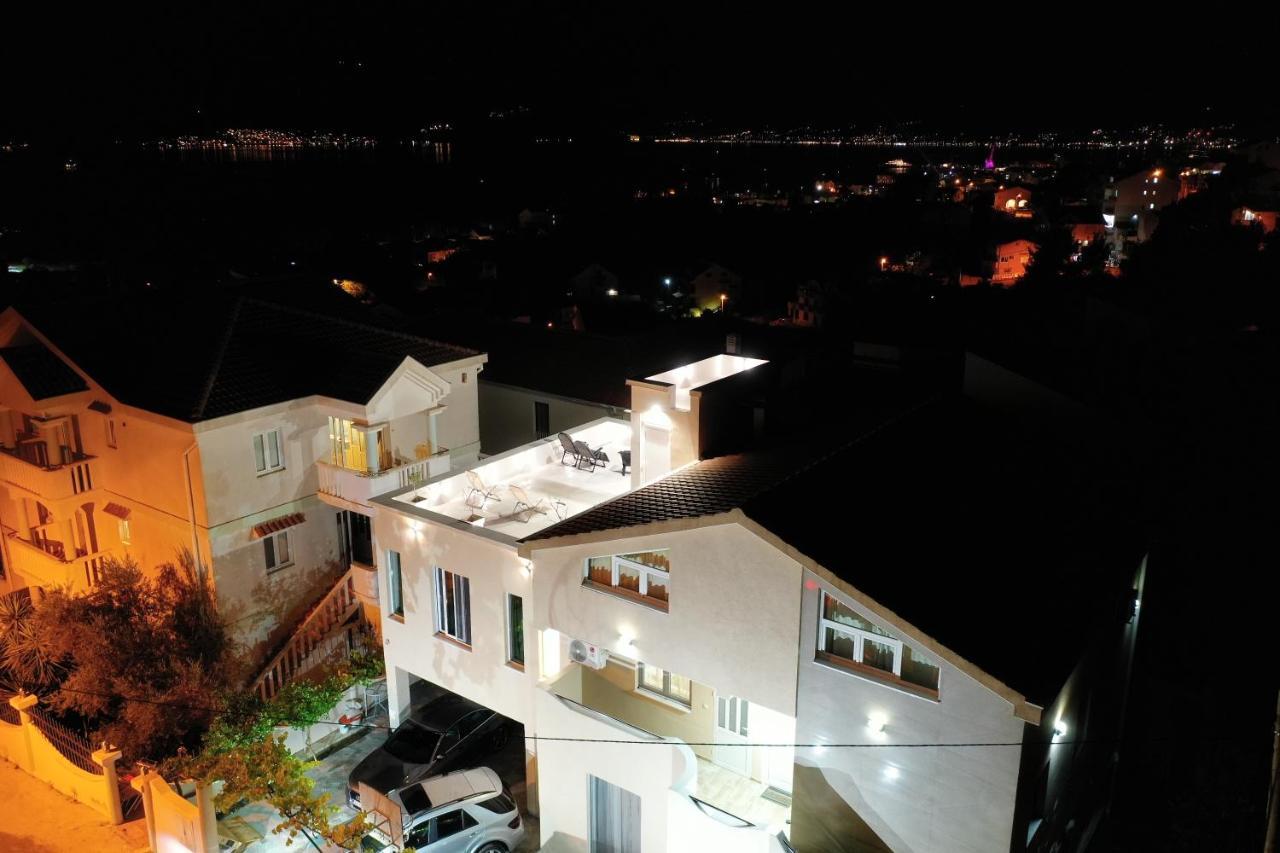 Id Apartments Teodo Esterno foto