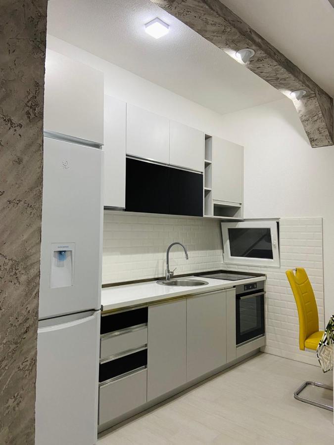 Id Apartments Teodo Esterno foto