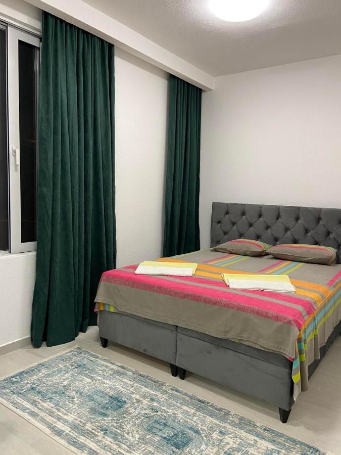Id Apartments Teodo Esterno foto