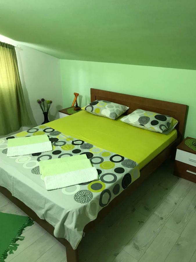 Id Apartments Teodo Esterno foto